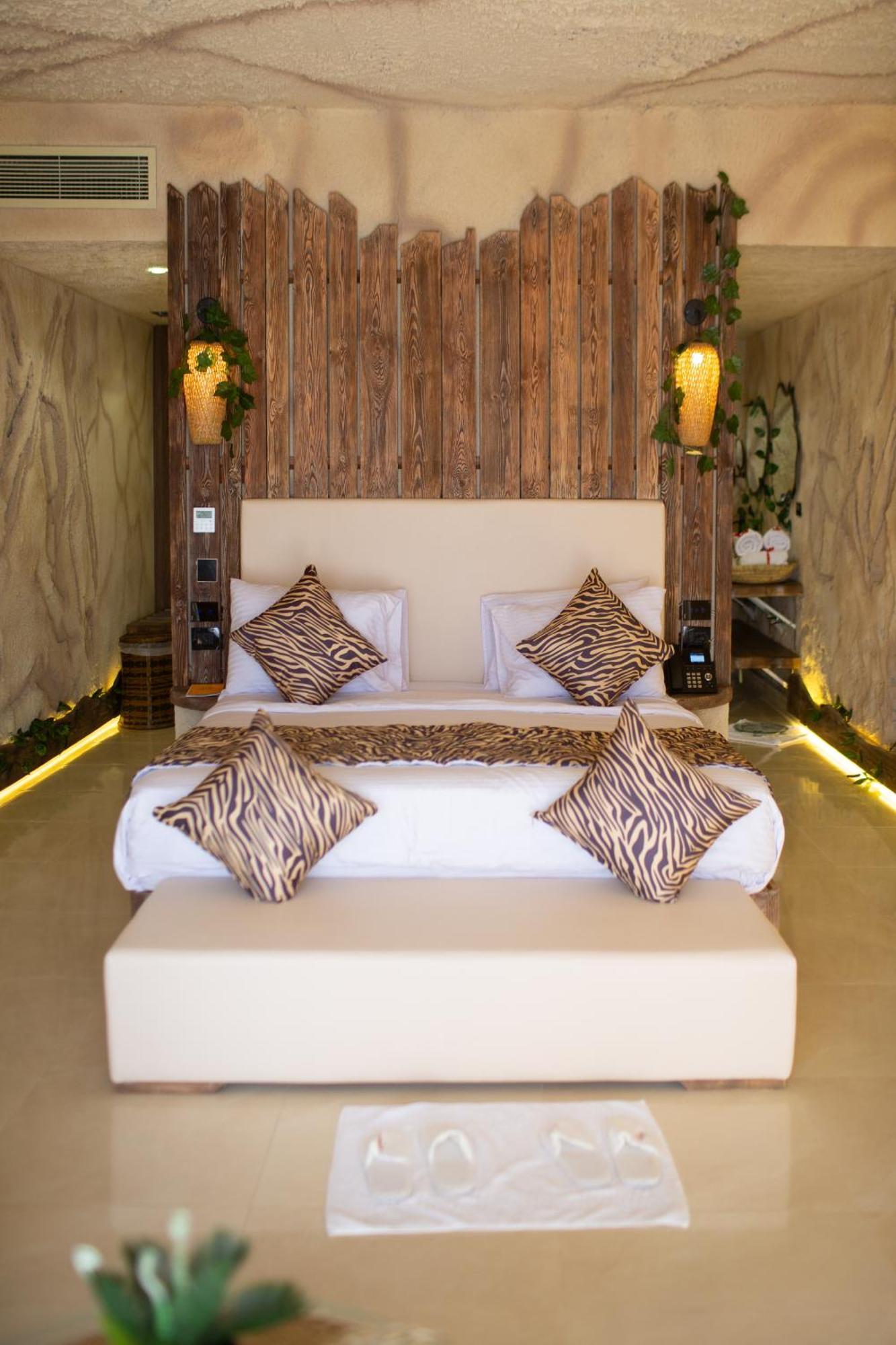 Caves Beach Resort Adults Only Hurghada Exterior foto
