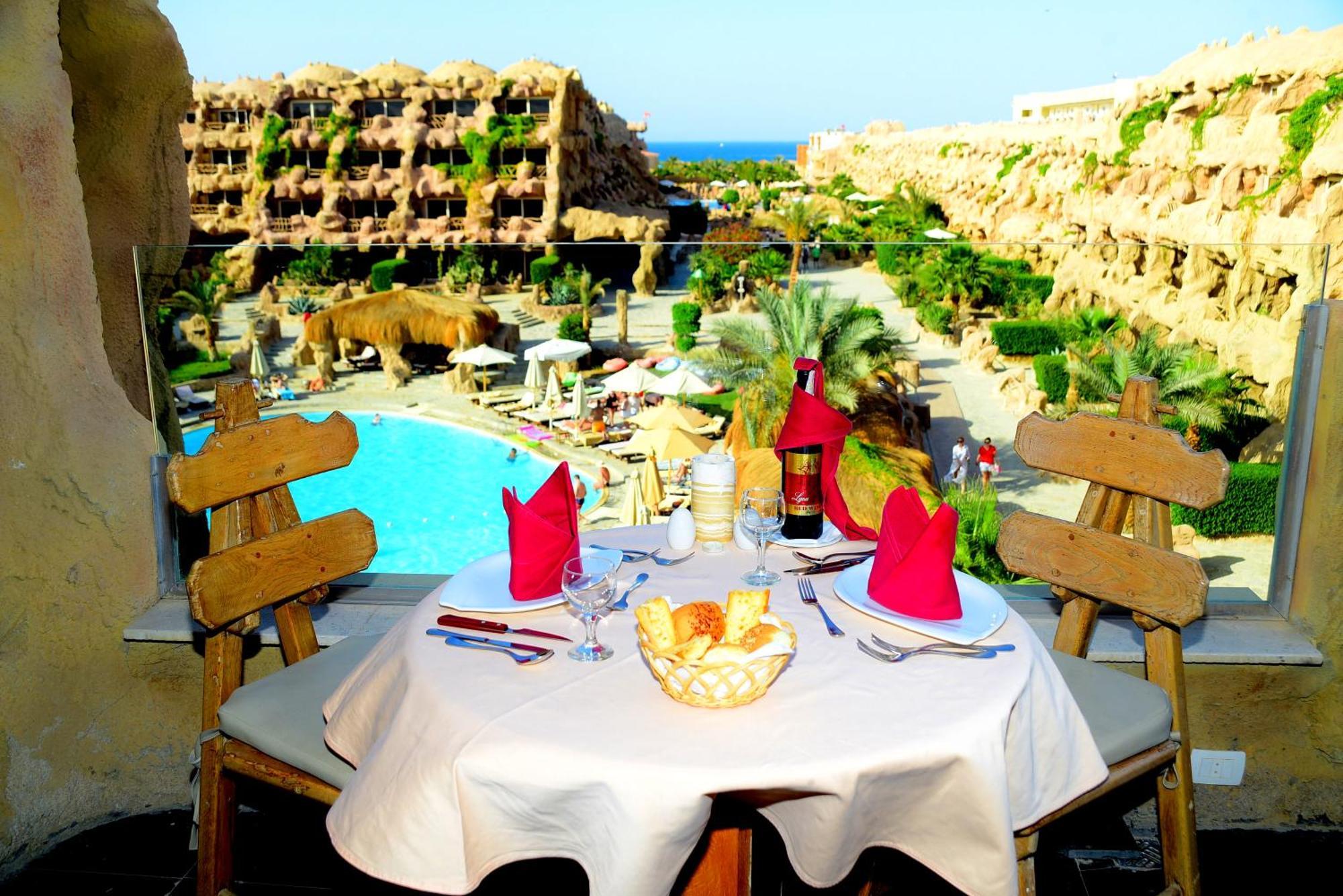 Caves Beach Resort Adults Only Hurghada Exterior foto