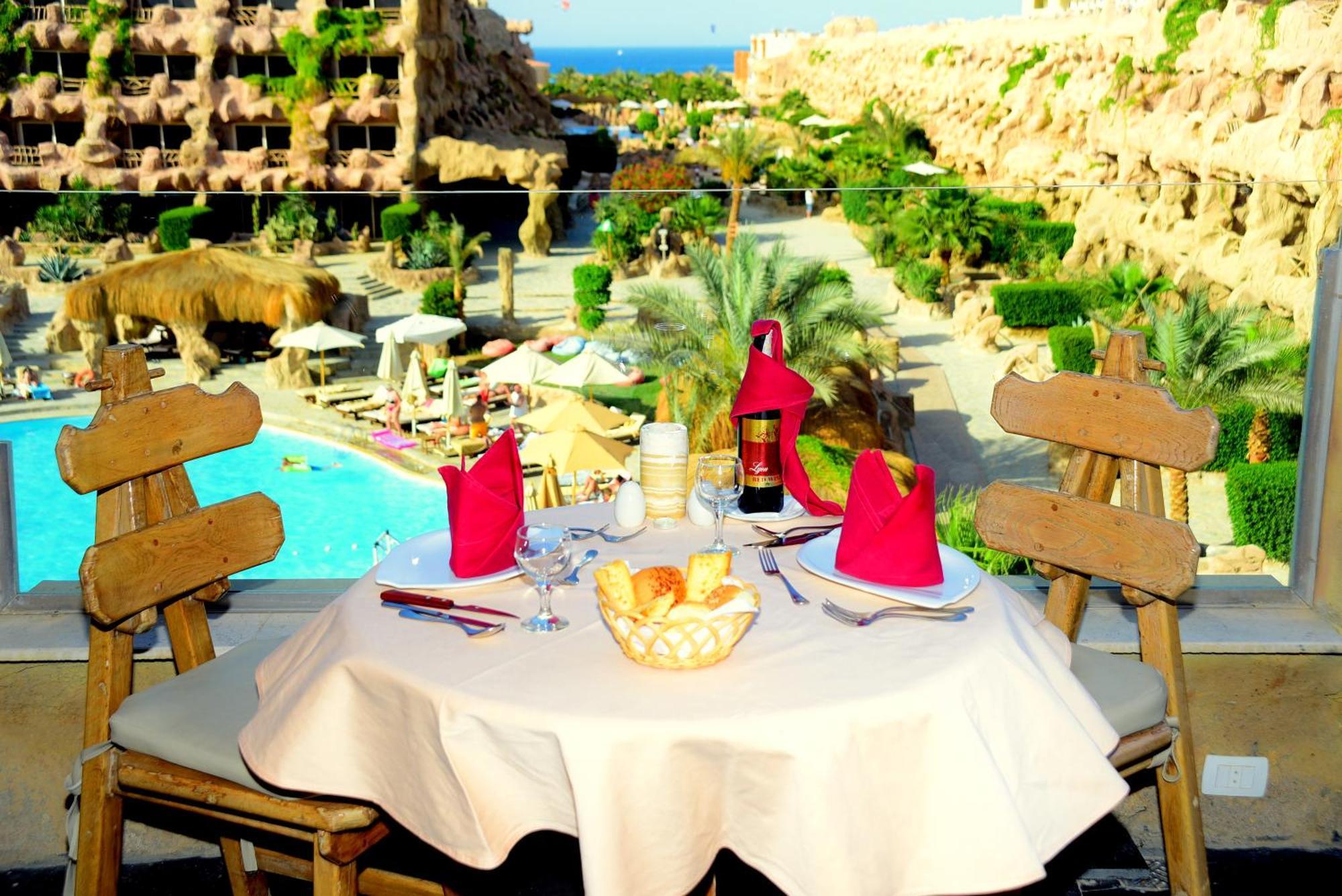 Caves Beach Resort Adults Only Hurghada Exterior foto